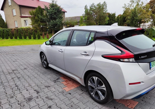 Nissan Leaf cena 69600 przebieg: 54000, rok produkcji 2018 z Kraków małe 56